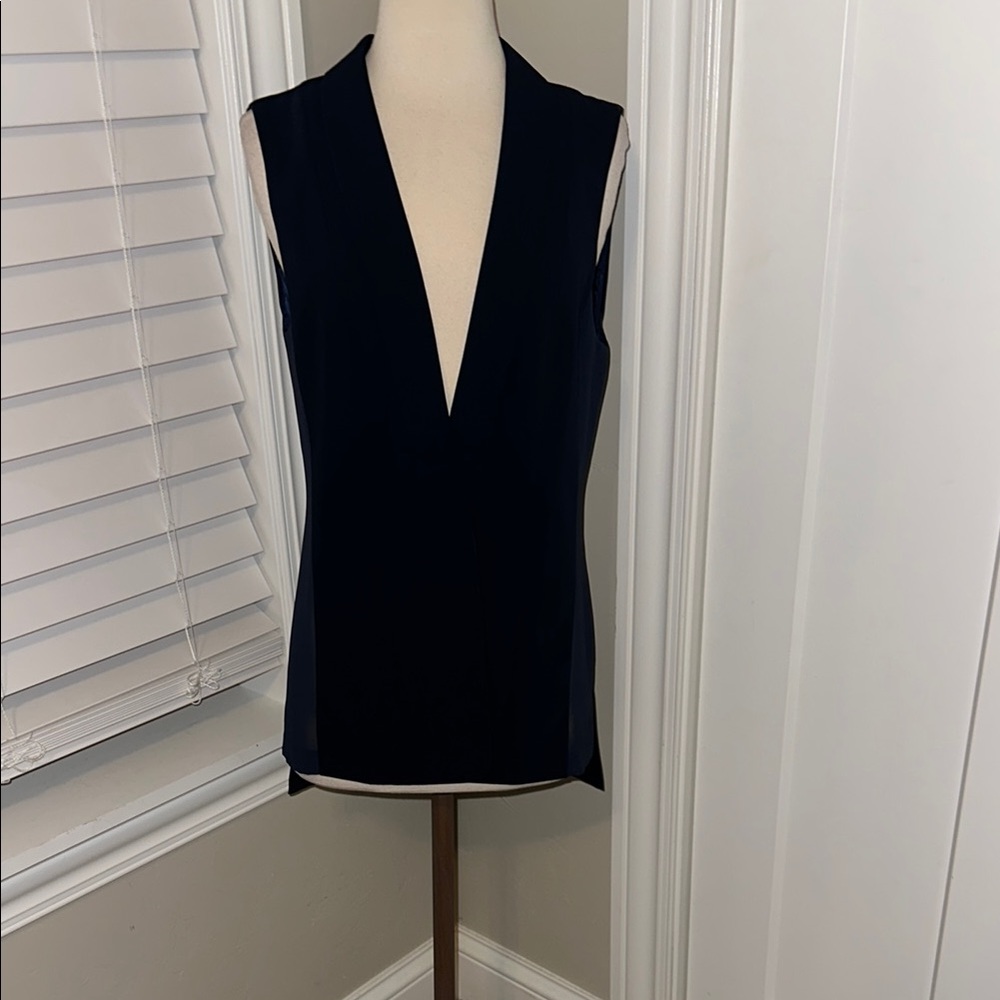 Trouvé Navy Sheer Side Fitted Sleeveless Vest Size Medium‎